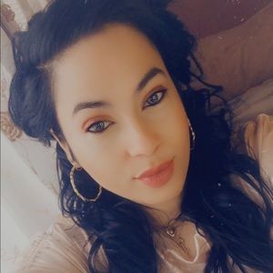 Meet your Posher, Jessenia